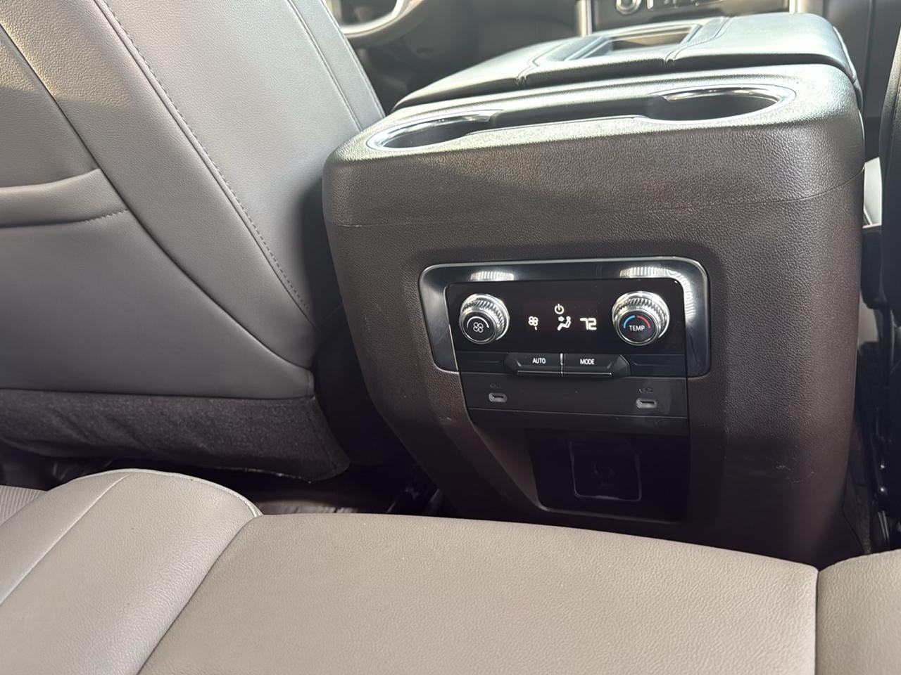 GMC Yukon SLT 4WD 2021