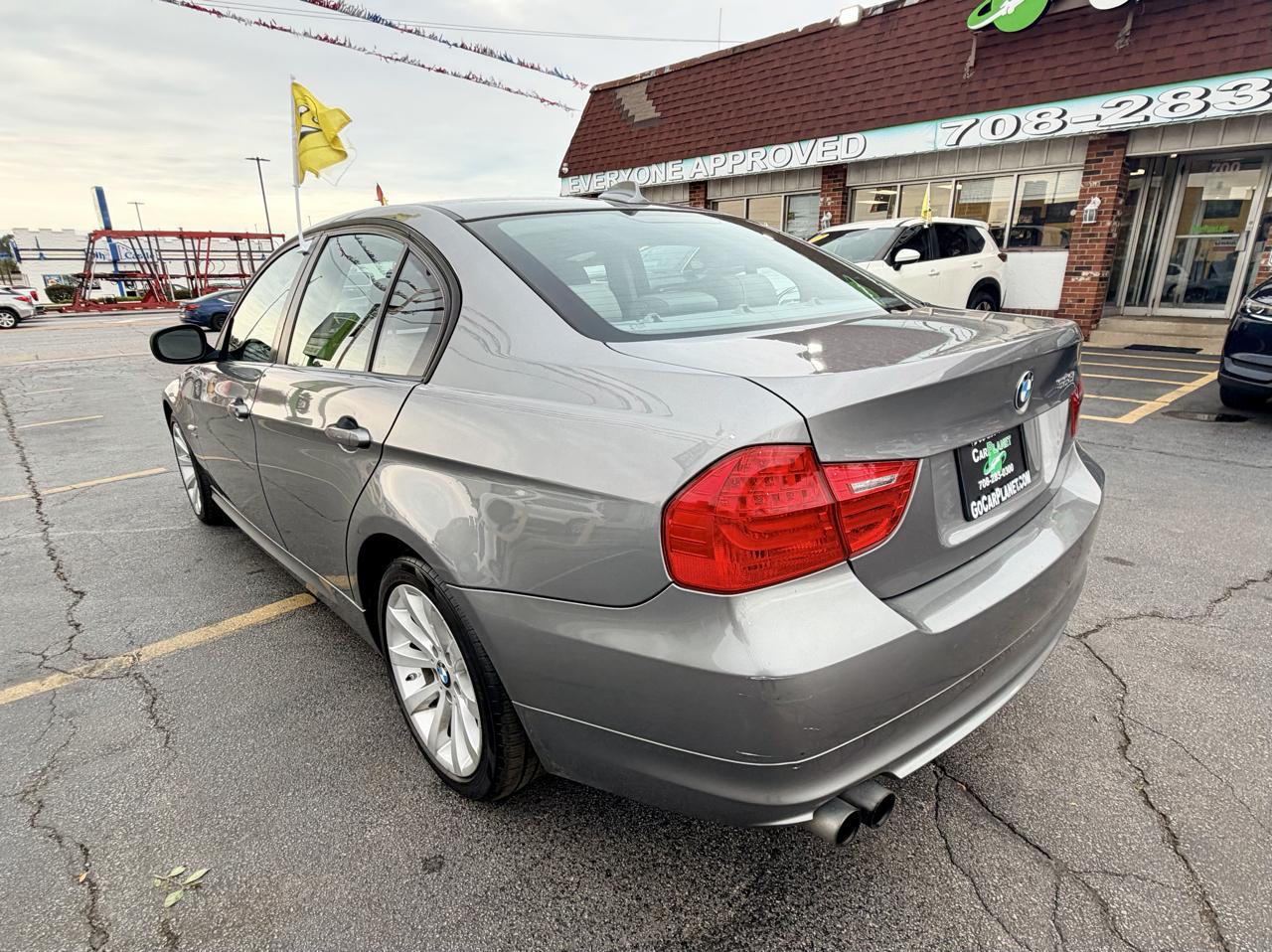BMW 3-Series 328i xDrive 2011