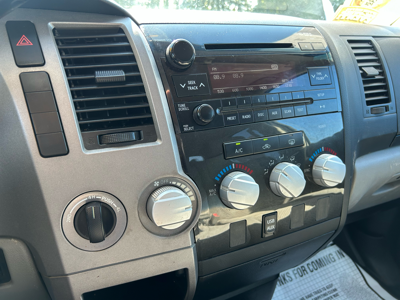 2012 Toyota Tundra CrewMax photo 16