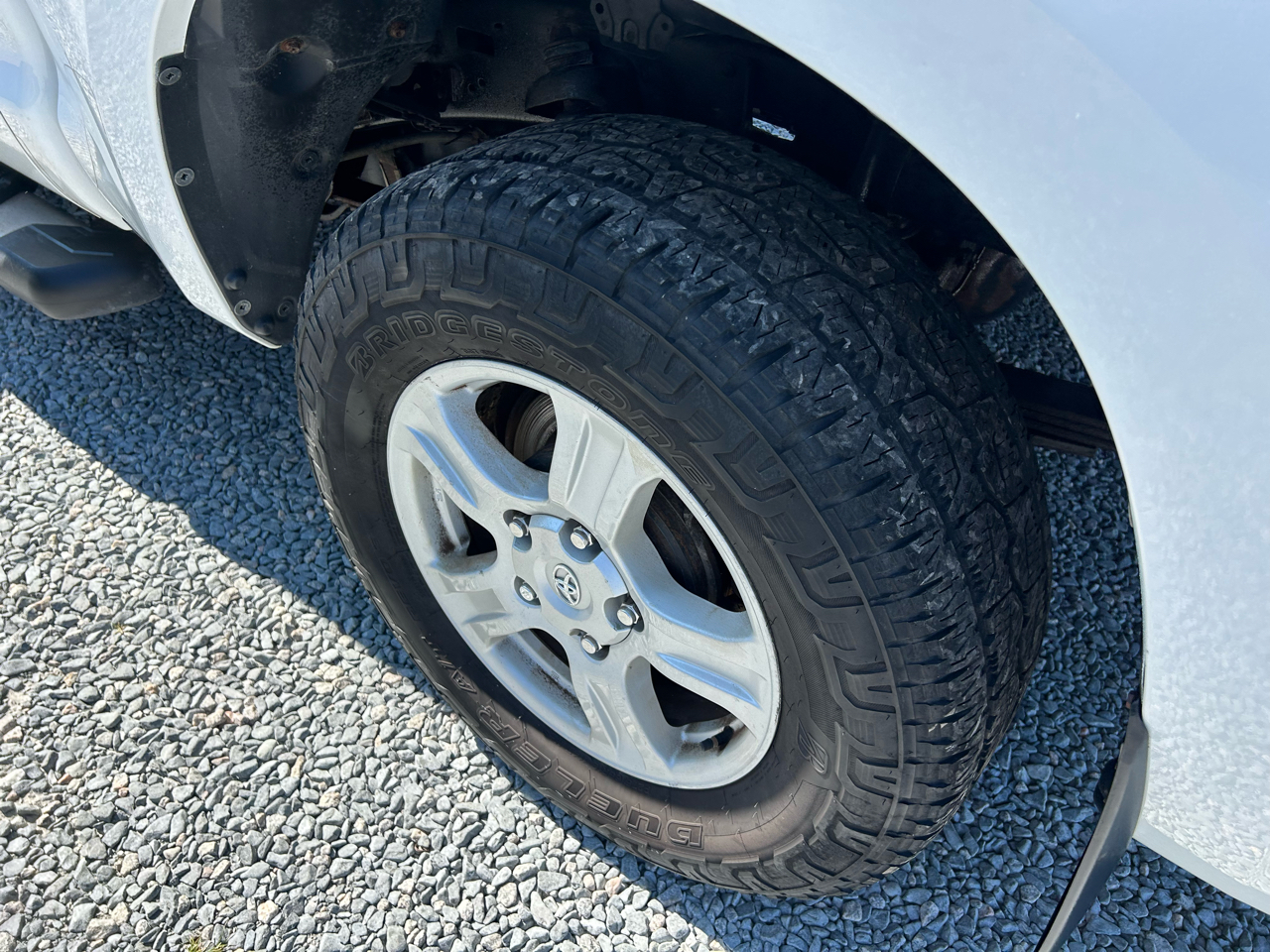 2012 Toyota Tundra CrewMax photo 22