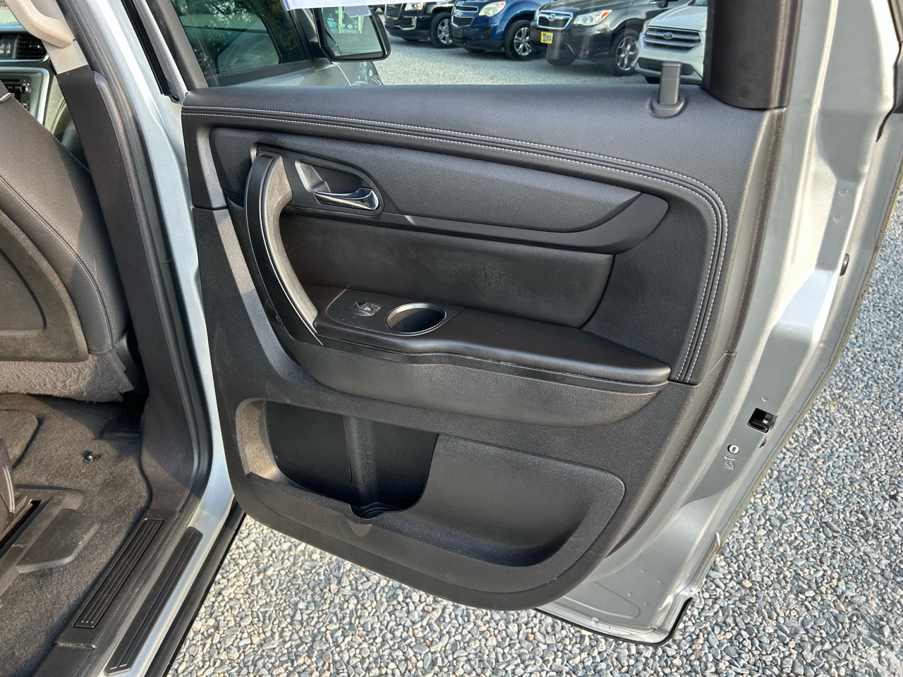 2015 Gmc Acadia SLE photo 8