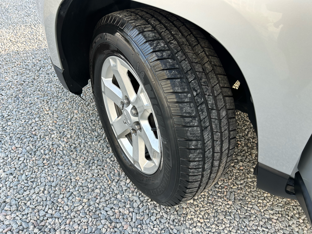 2015 Gmc Acadia SLE photo 25