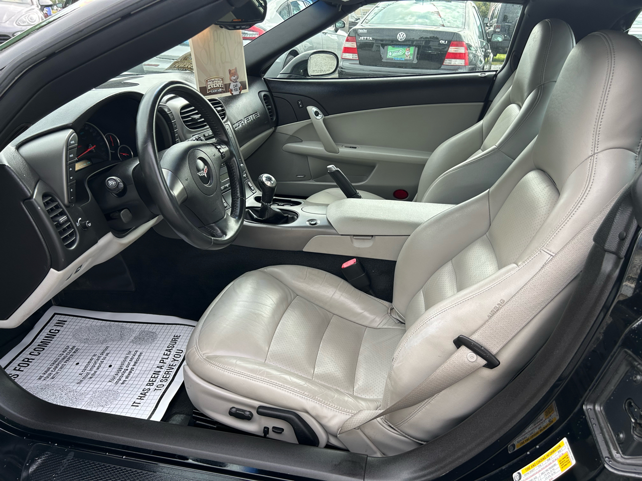 2007 Chevrolet Corvette 2LT photo 2
