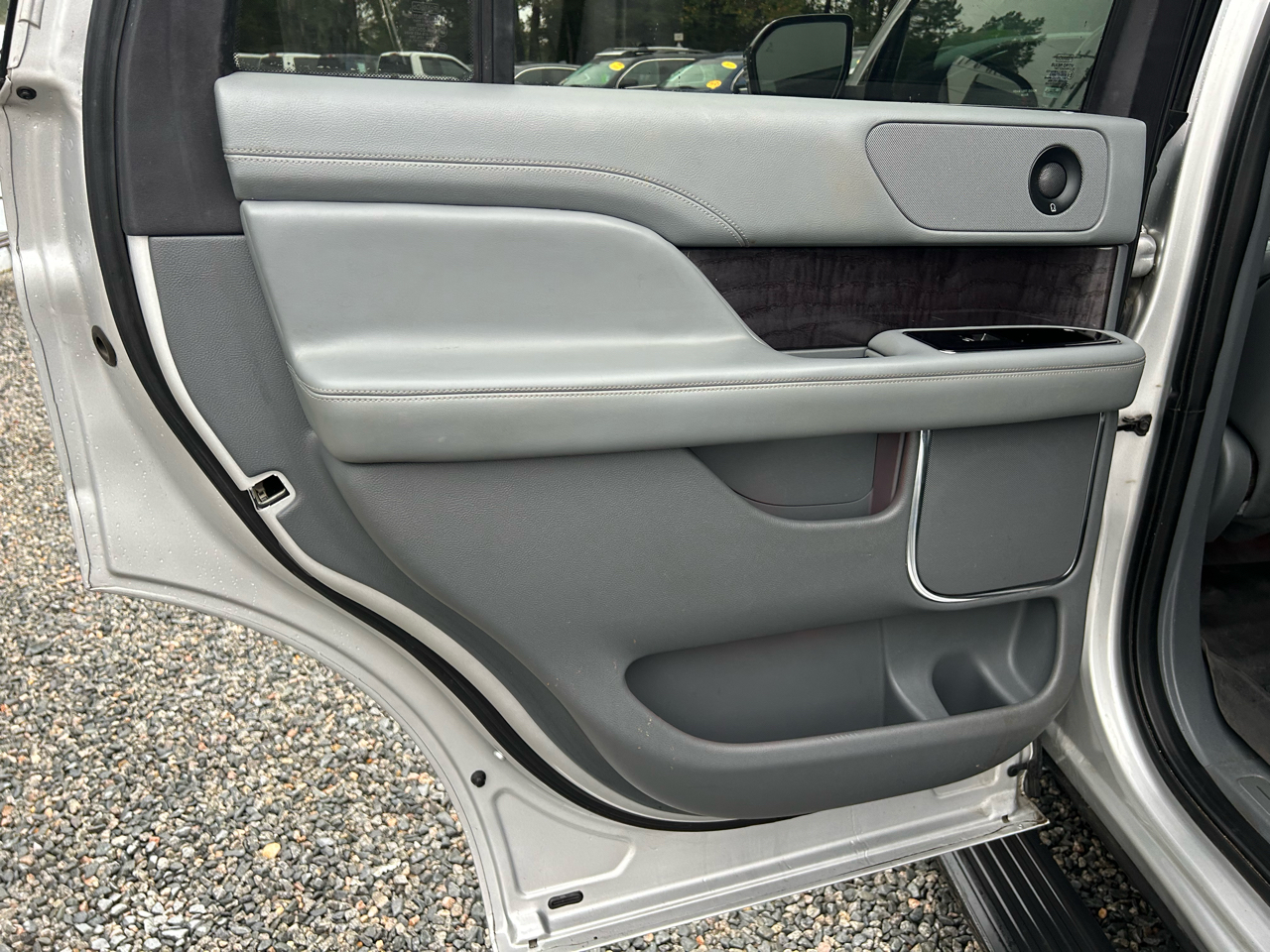 2019 Lincoln Navigator Select photo 5