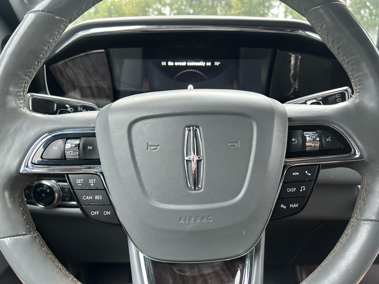 2019 Lincoln Navigator Select photo 12