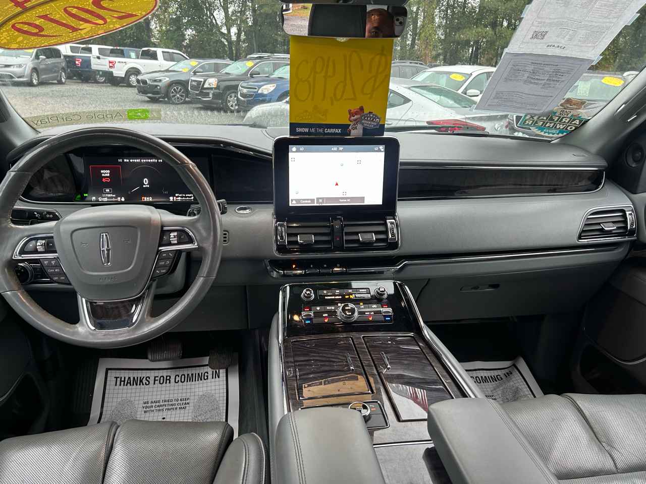 2019 Lincoln Navigator Select photo 17