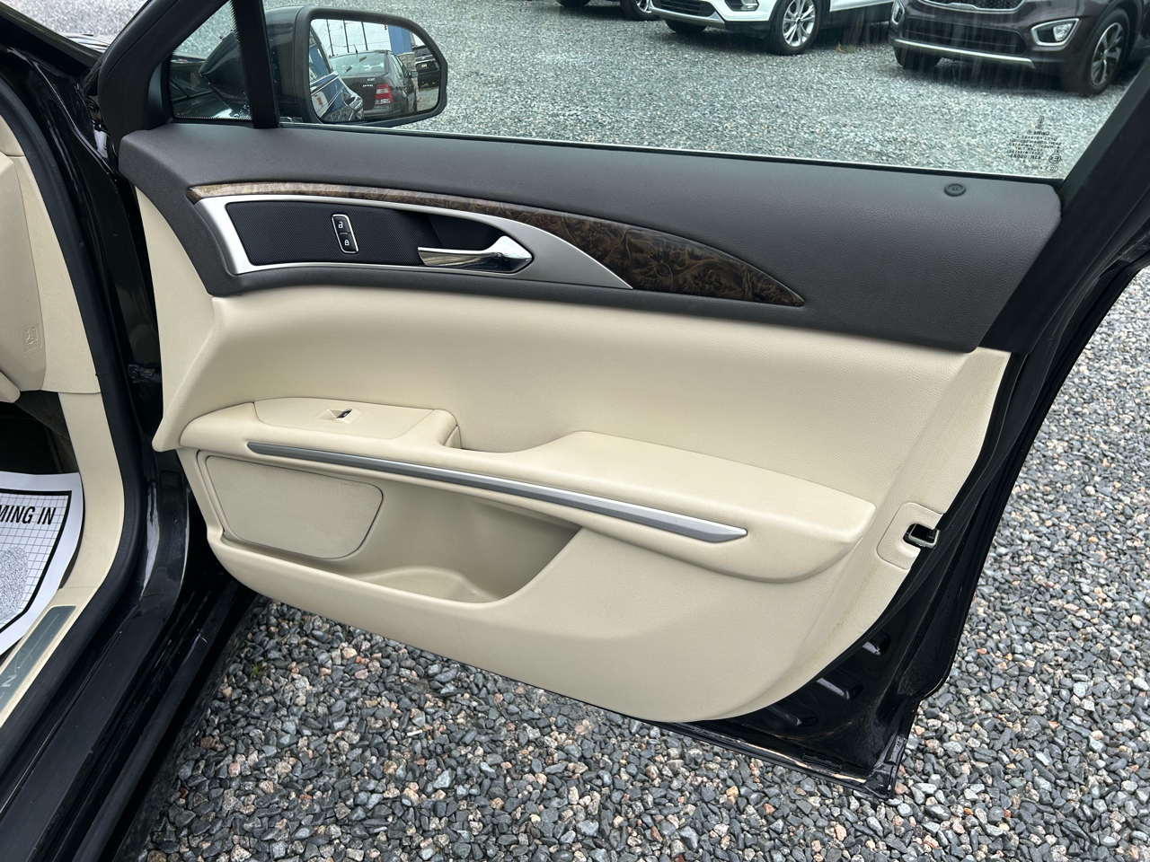 2015 Lincoln MKZ photo 7