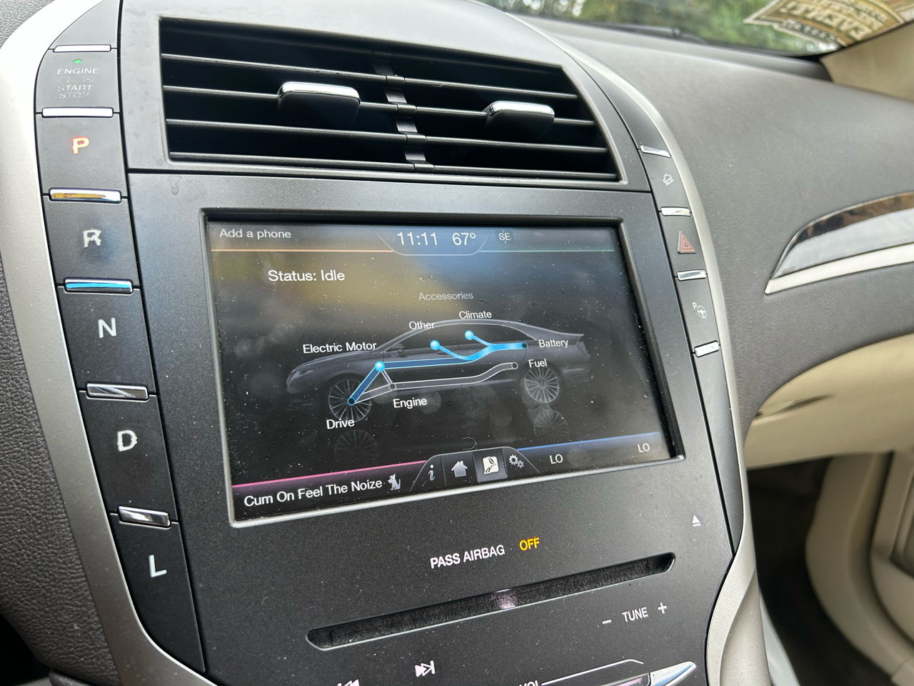 2015 Lincoln MKZ photo 13