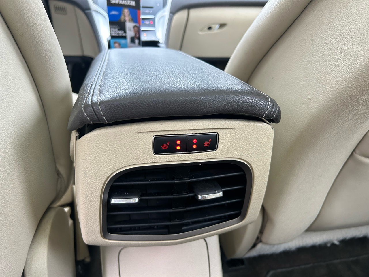 2015 Lincoln MKZ photo 15