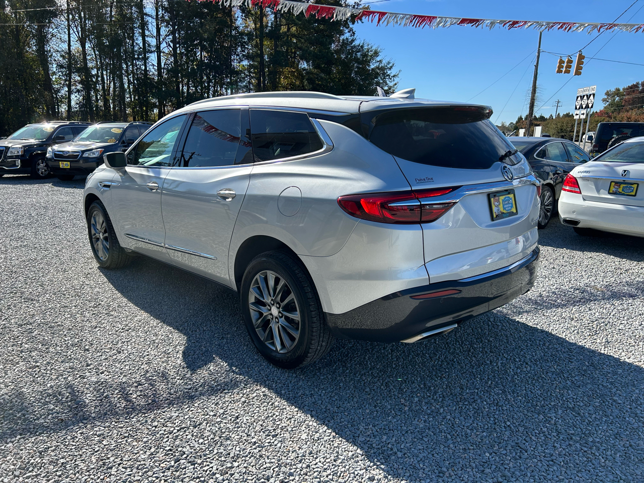 Buick Enclave Essence 4D SUV FWD 2019 Buick Enclave Essence 4D SUV FWD 2019