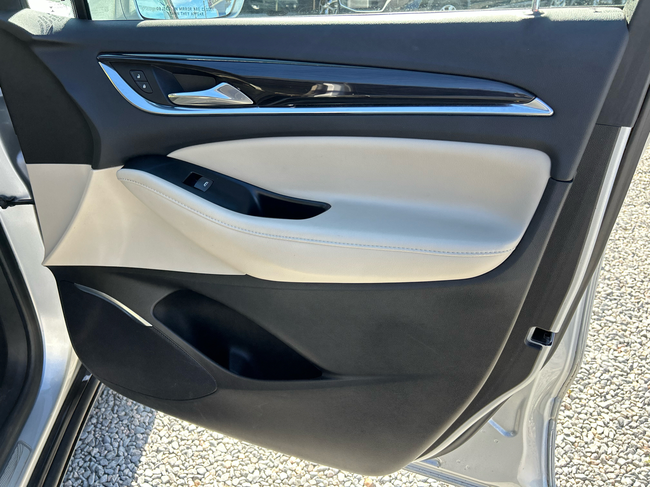 Buick Enclave Essence 4D SUV FWD 2019 Buick Enclave Essence 4D SUV FWD 2019