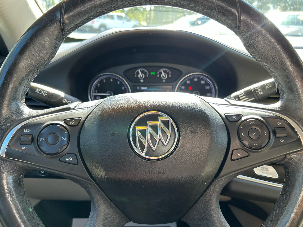 Buick Enclave Essence 4D SUV FWD 2019 Buick Enclave Essence 4D SUV FWD 2019