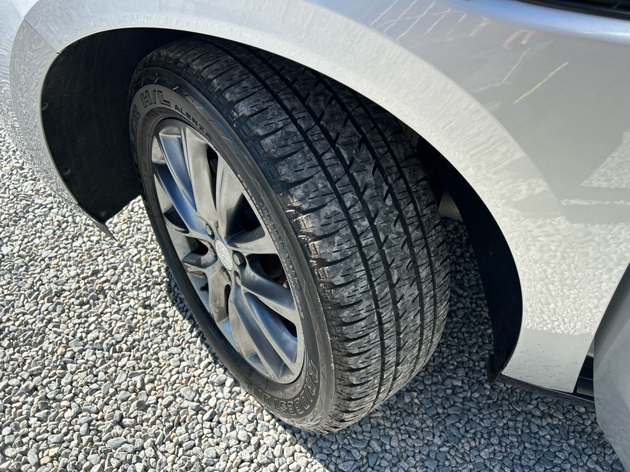 Buick Enclave Essence 4D SUV FWD 2019 Buick Enclave Essence 4D SUV FWD 2019