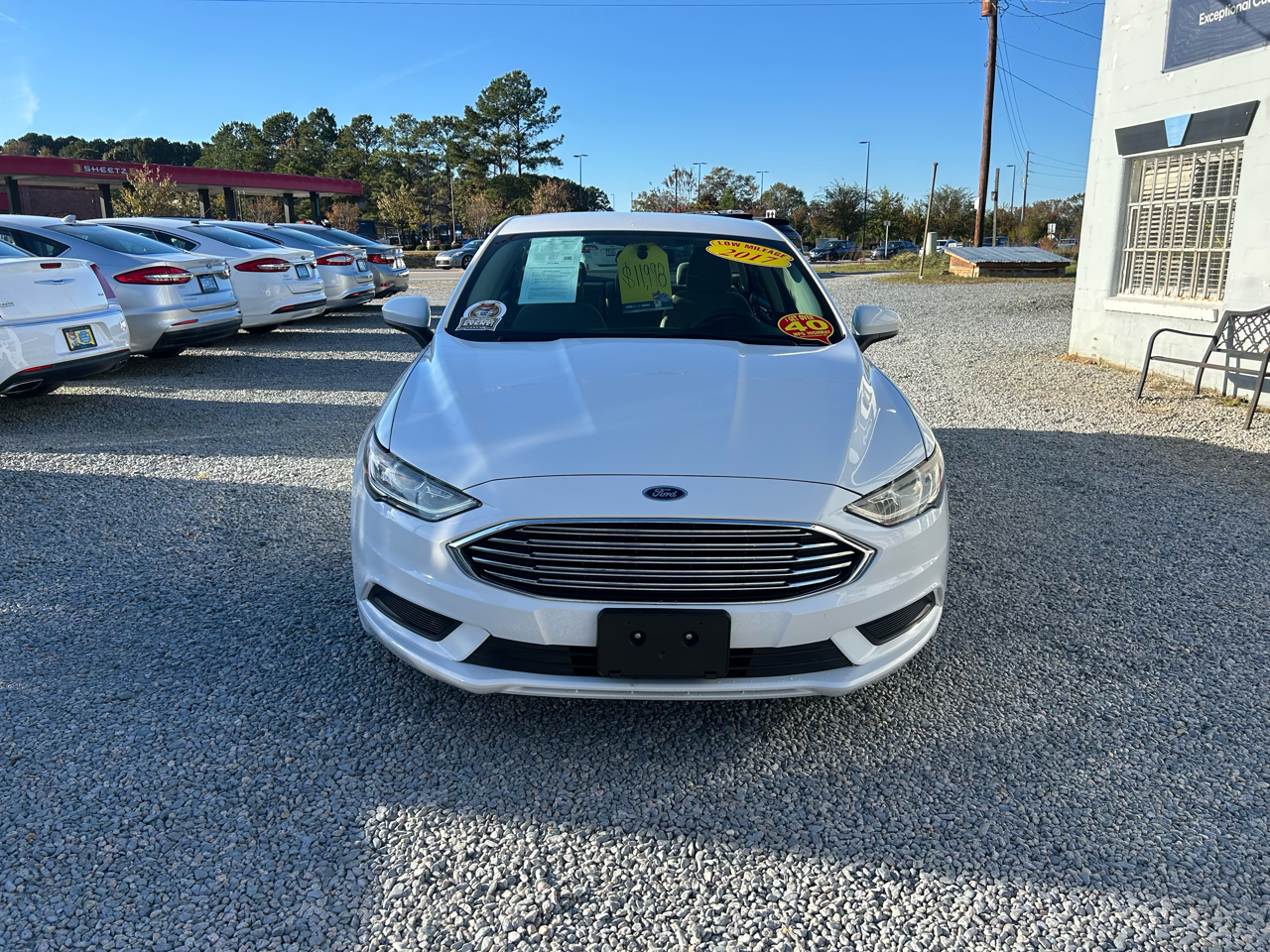Ford Fusion 4dr Sdn Hybrid FWD 2017 Ford Fusion 4dr Sdn Hybrid FWD 2017