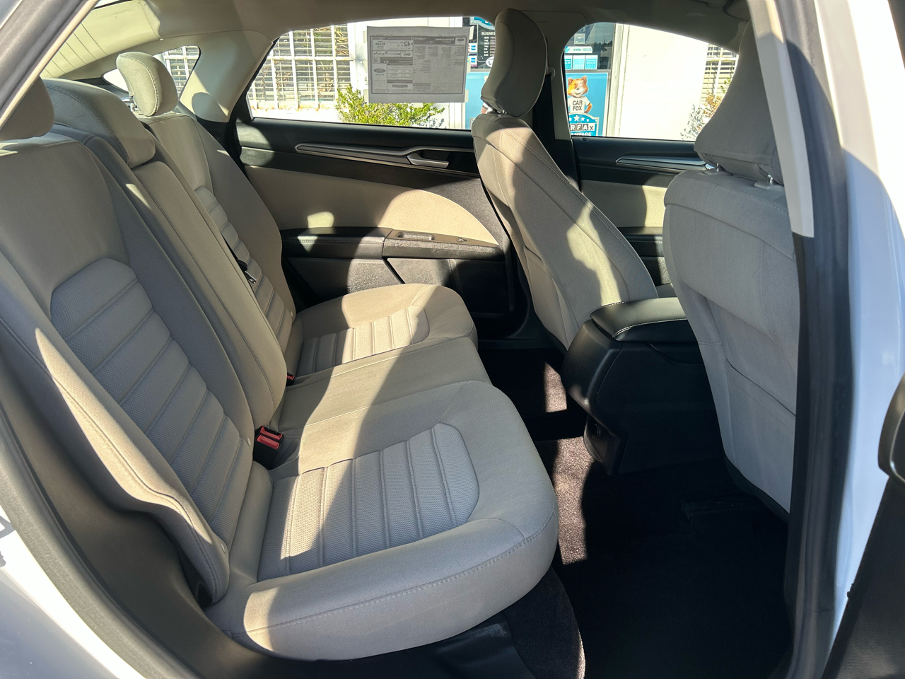 Ford Fusion 4dr Sdn Hybrid FWD 2017 Ford Fusion 4dr Sdn Hybrid FWD 2017