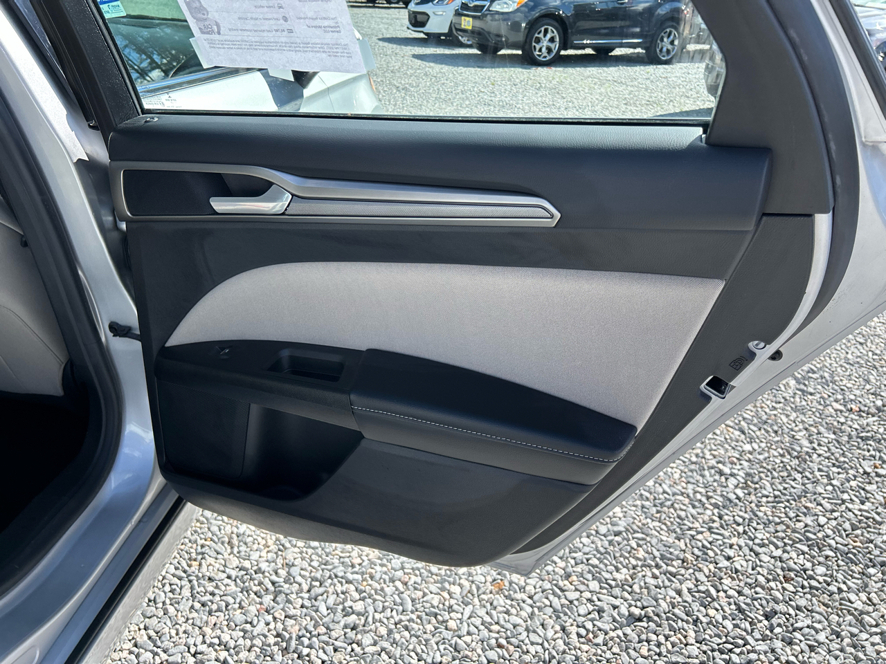 Ford Fusion 4dr Sdn S Hybrid FWD 2017 Ford Fusion 4dr Sdn S Hybrid FWD 2017