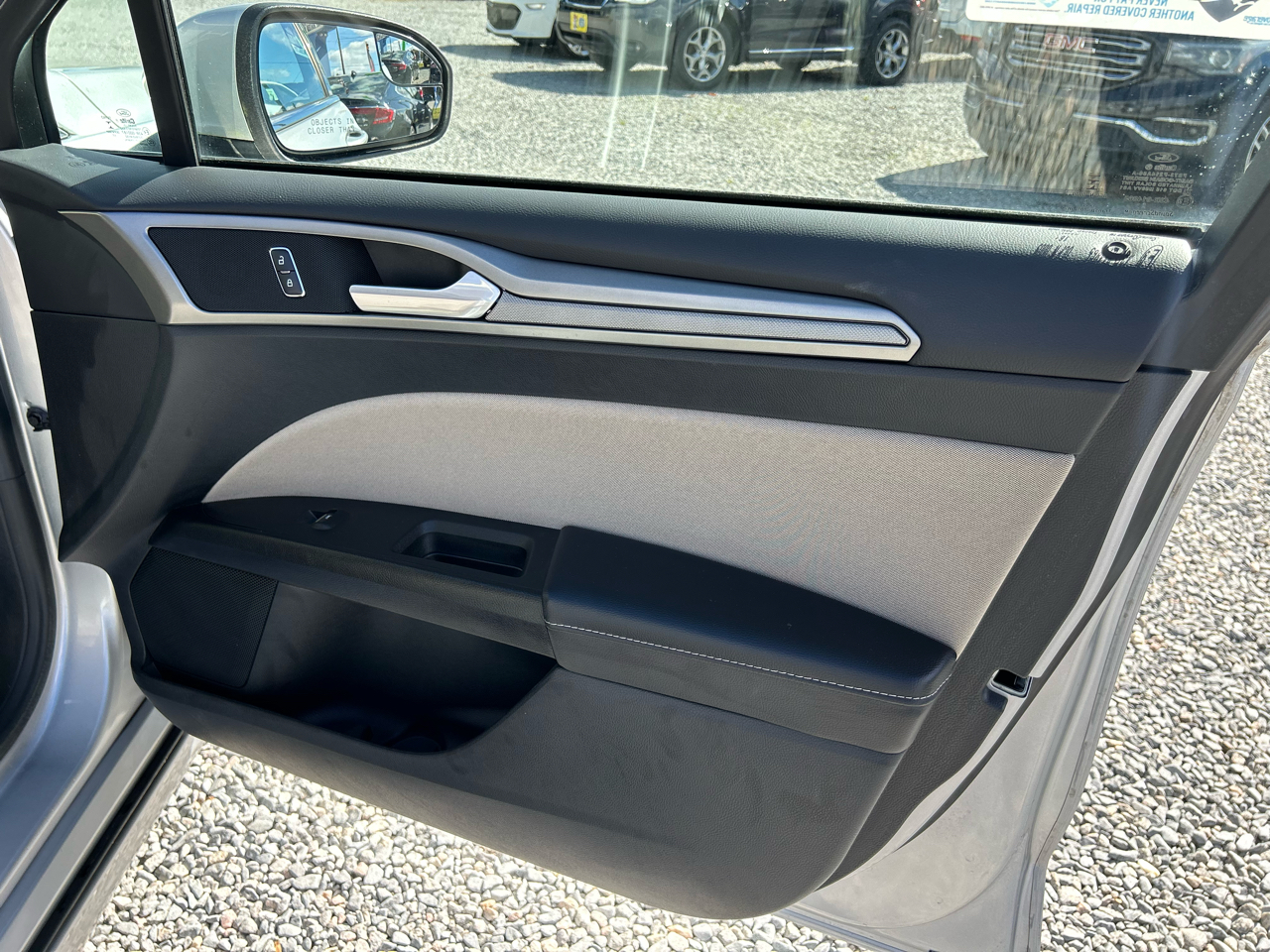 Ford Fusion 4dr Sdn S Hybrid FWD 2017 Ford Fusion 4dr Sdn S Hybrid FWD 2017