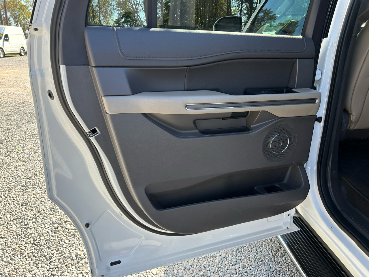 Ford Expedition Max XLT 4D SUV 4WD 2020 Ford Expedition Max XLT 4D SUV 4WD 2020