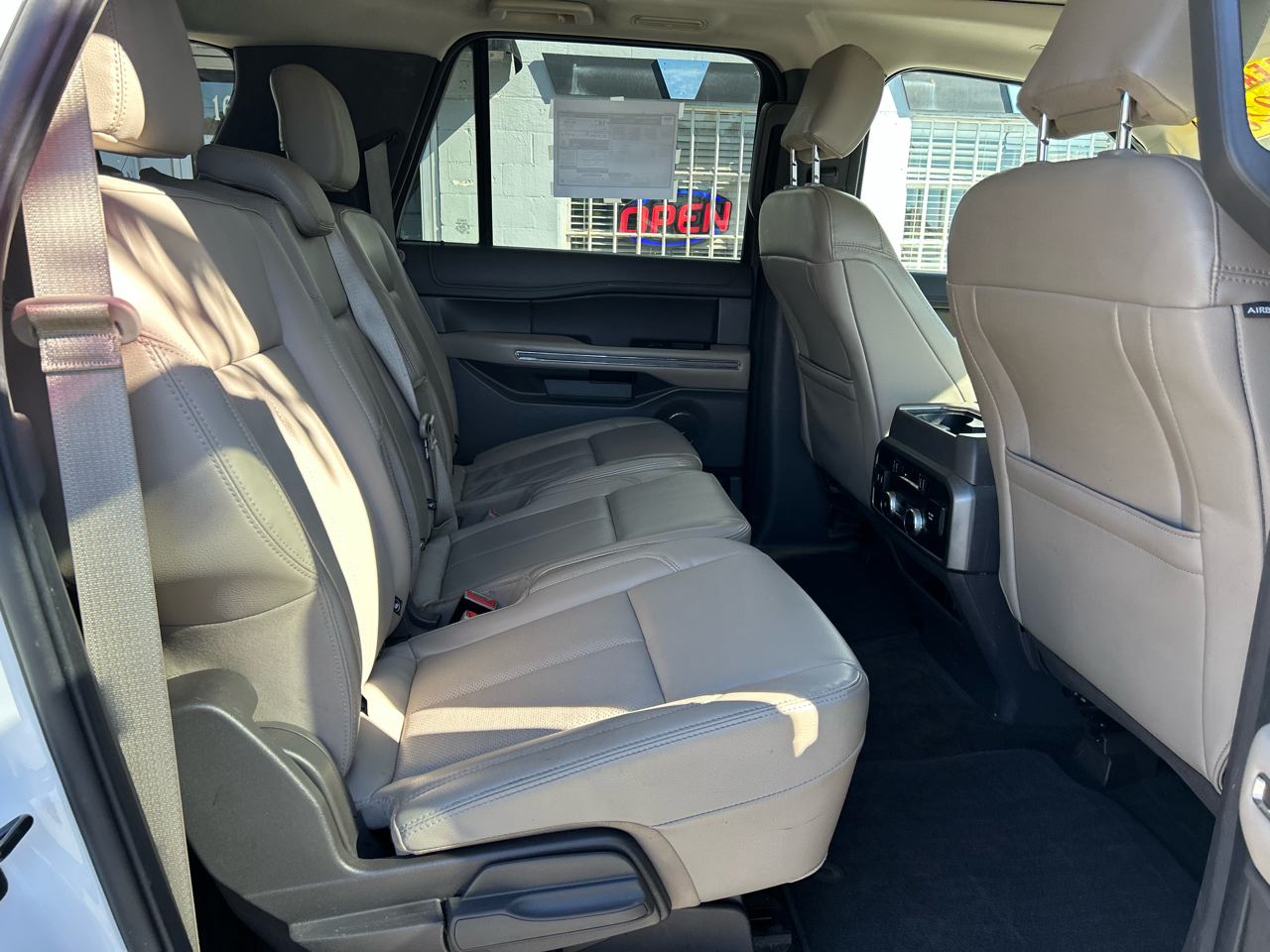 Ford Expedition Max XLT 4D SUV 4WD 2020 Ford Expedition Max XLT 4D SUV 4WD 2020