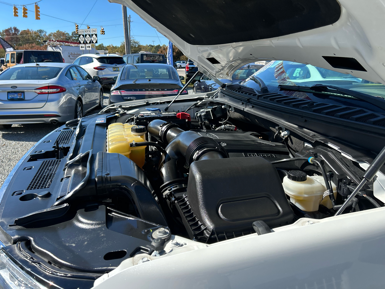 Ford Expedition Max XLT 4D SUV 4WD 2020 Ford Expedition Max XLT 4D SUV 4WD 2020