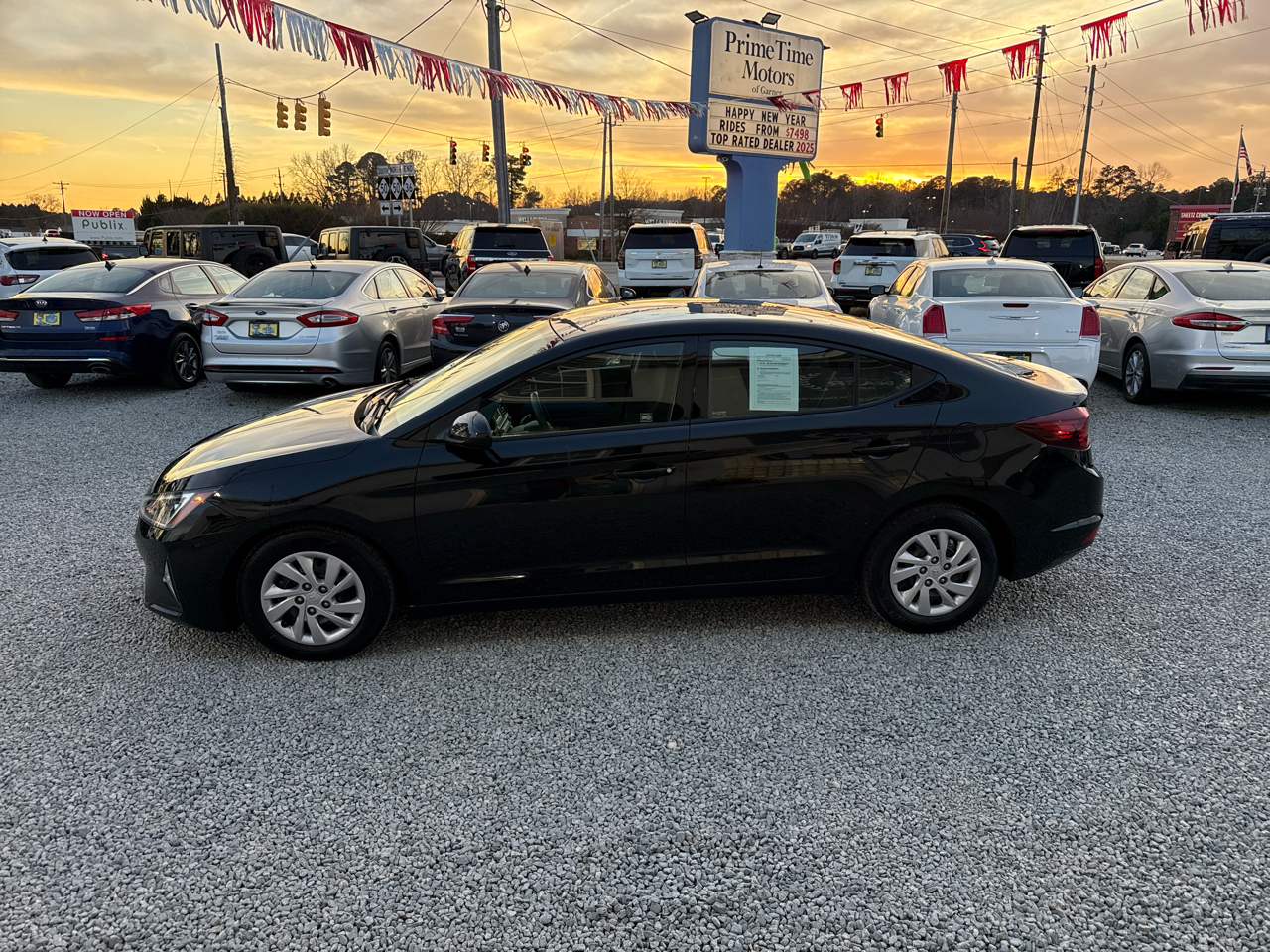 Hyundai Elantra SE 4D Sedan 2020