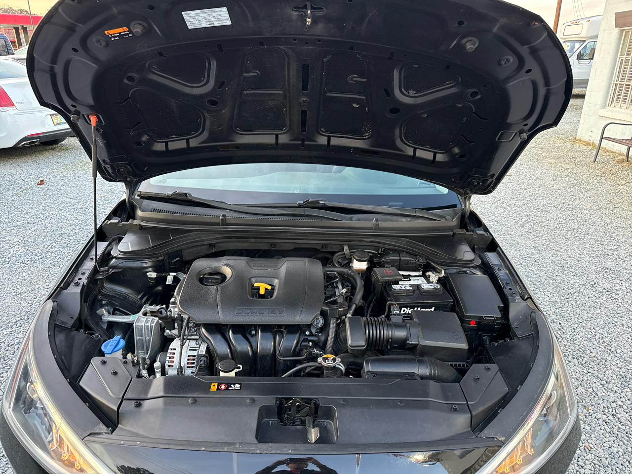 Hyundai Elantra SE 4D Sedan 2020