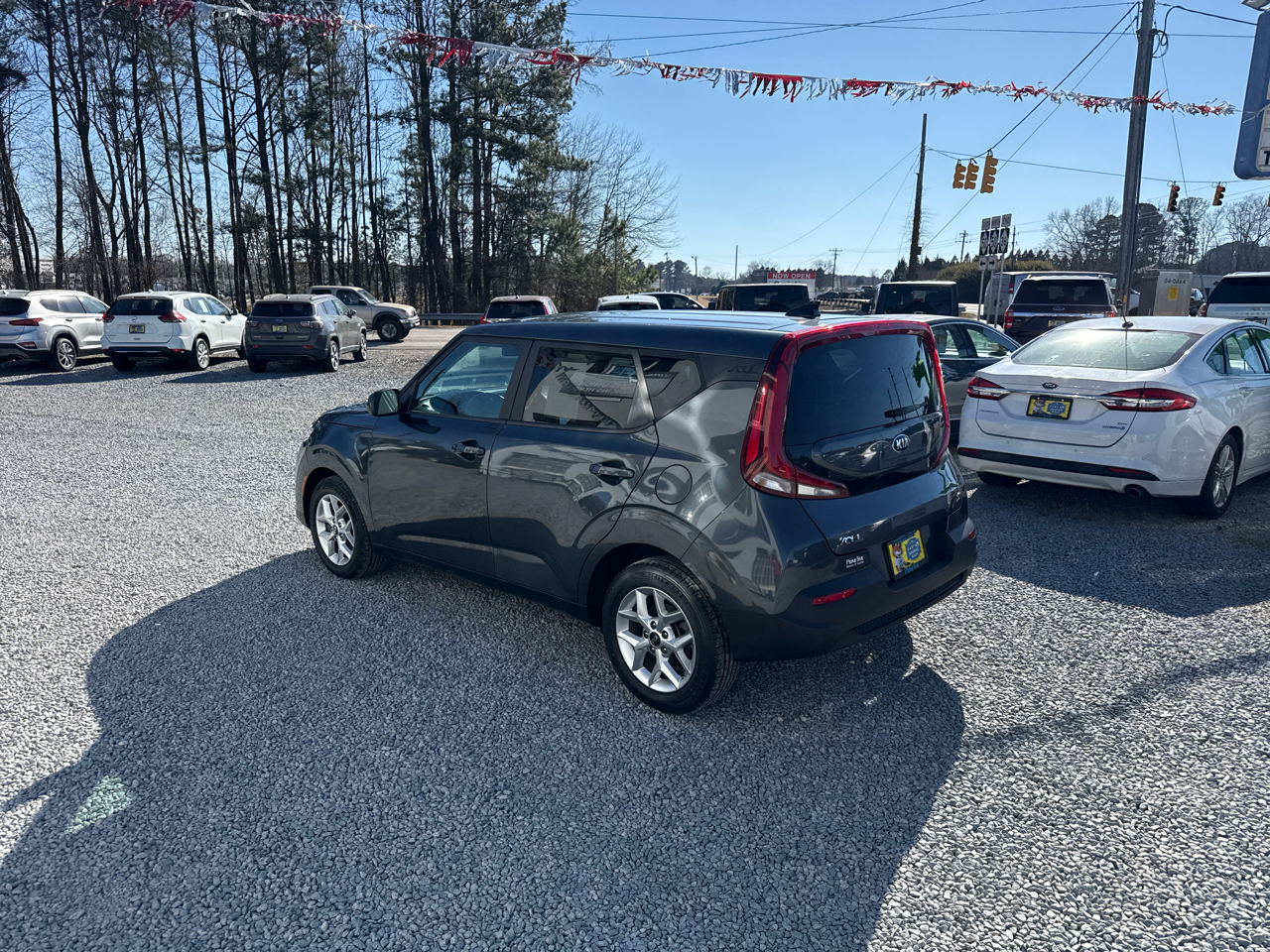 Kia Soul S FWD 2021
