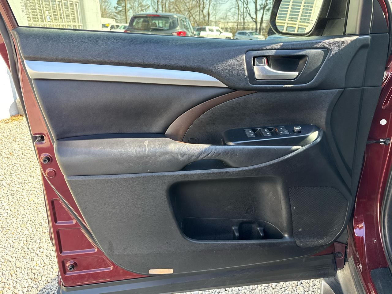 Toyota Highlander SE 2018