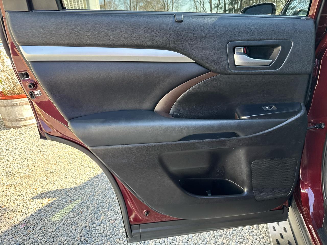 Toyota Highlander SE 2018