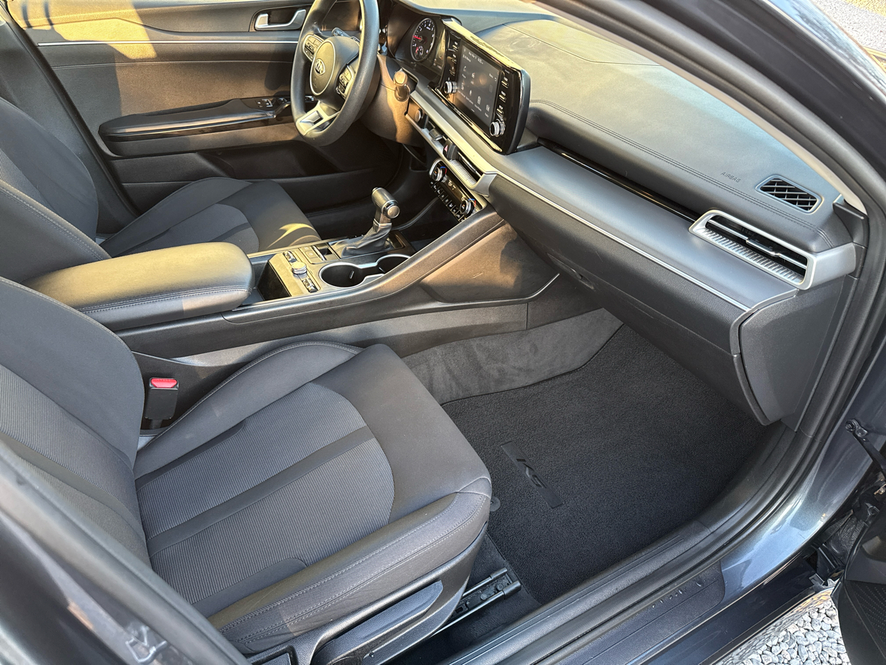 Kia K5 LXS 4D Sedan AWD 2021