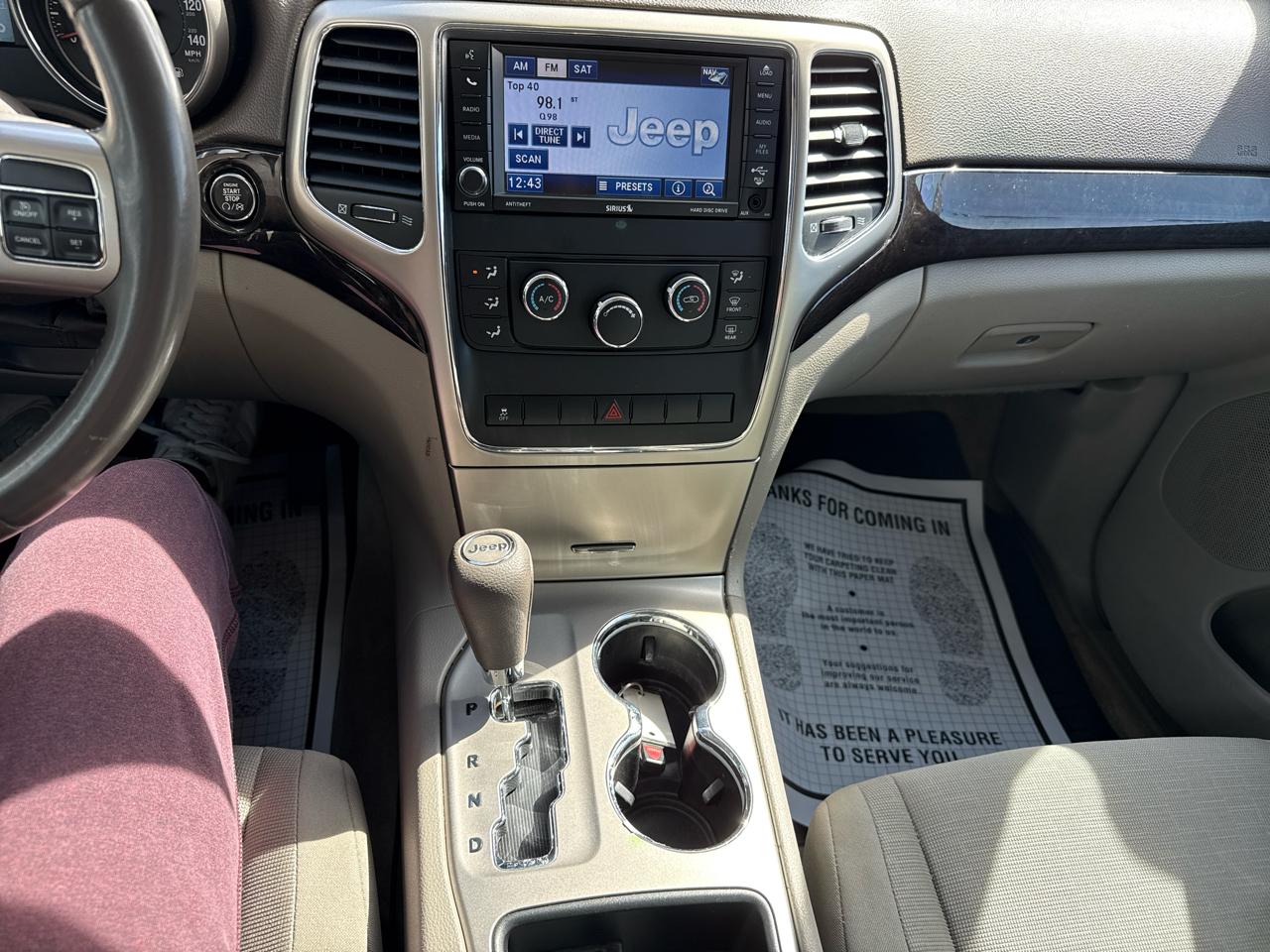 Jeep Grand Cherokee Laredo 2012