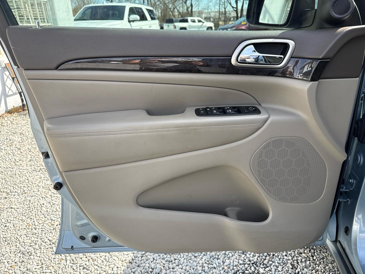 Jeep Grand Cherokee Laredo 2012