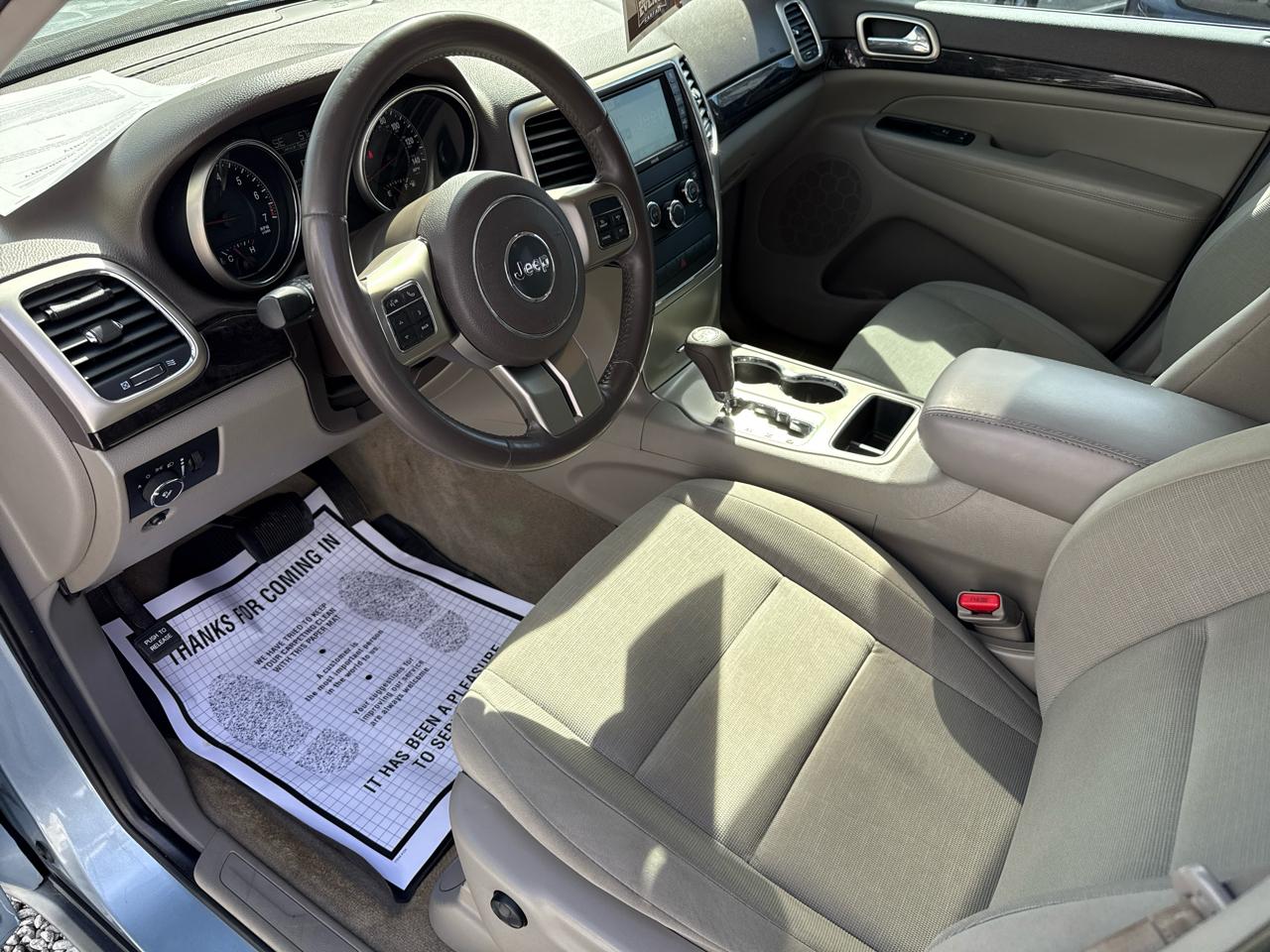 Jeep Grand Cherokee Laredo 2012