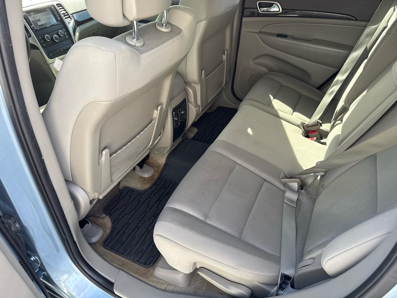 Jeep Grand Cherokee Laredo 2012