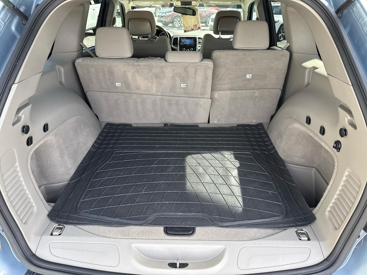 Jeep Grand Cherokee Laredo 2012