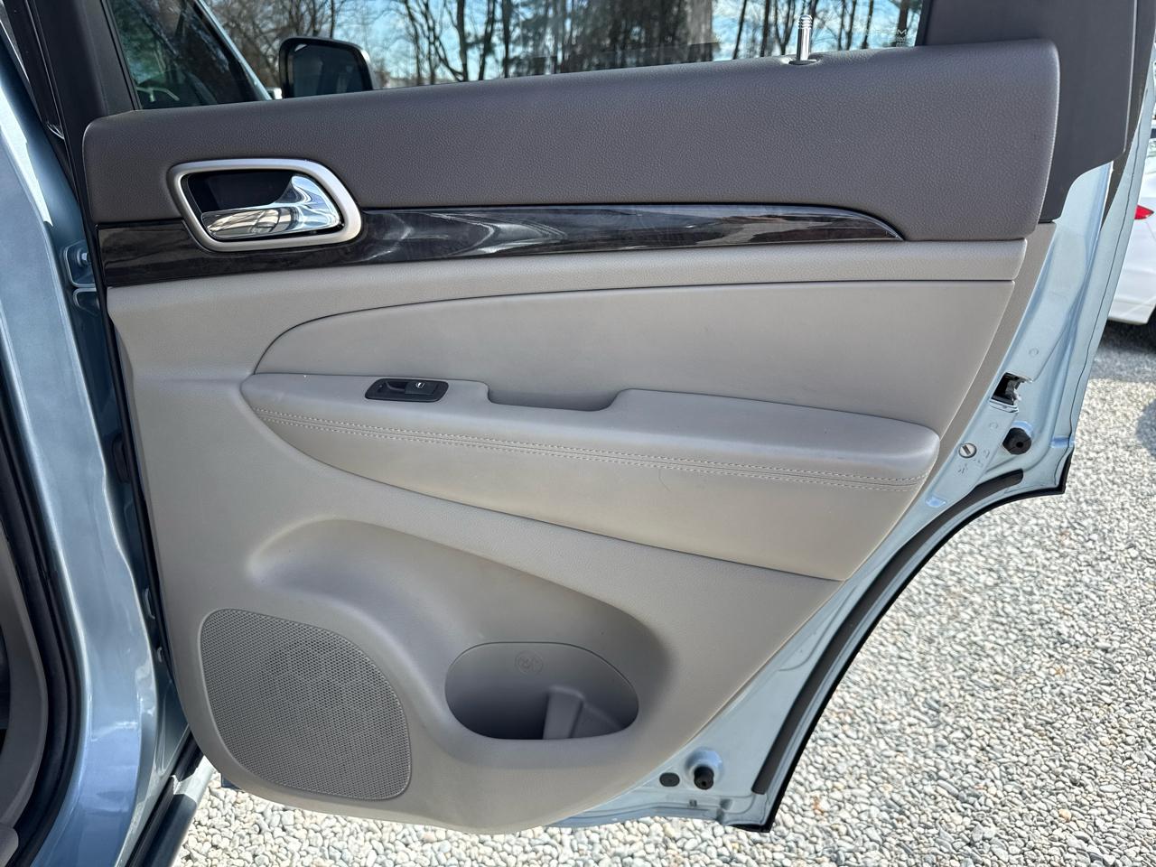 Jeep Grand Cherokee Laredo 2012