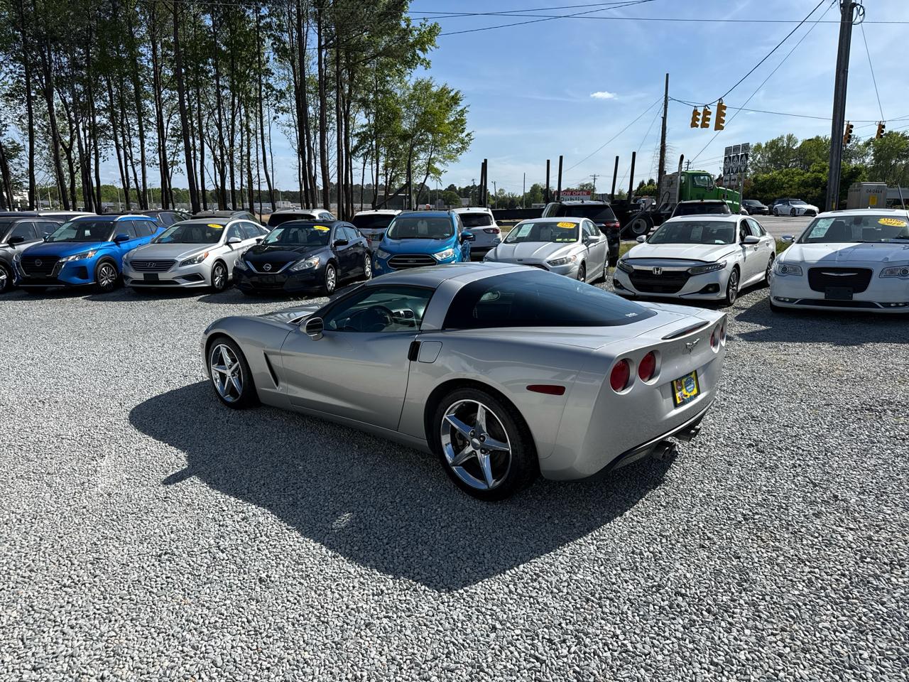Chevrolet Corvette 2dr Coupe 2005