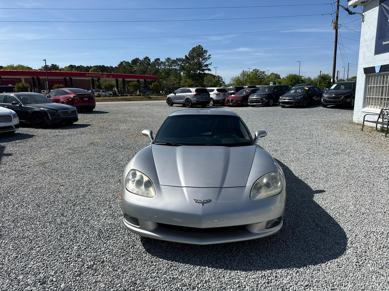 Chevrolet Corvette 2dr Coupe 2005