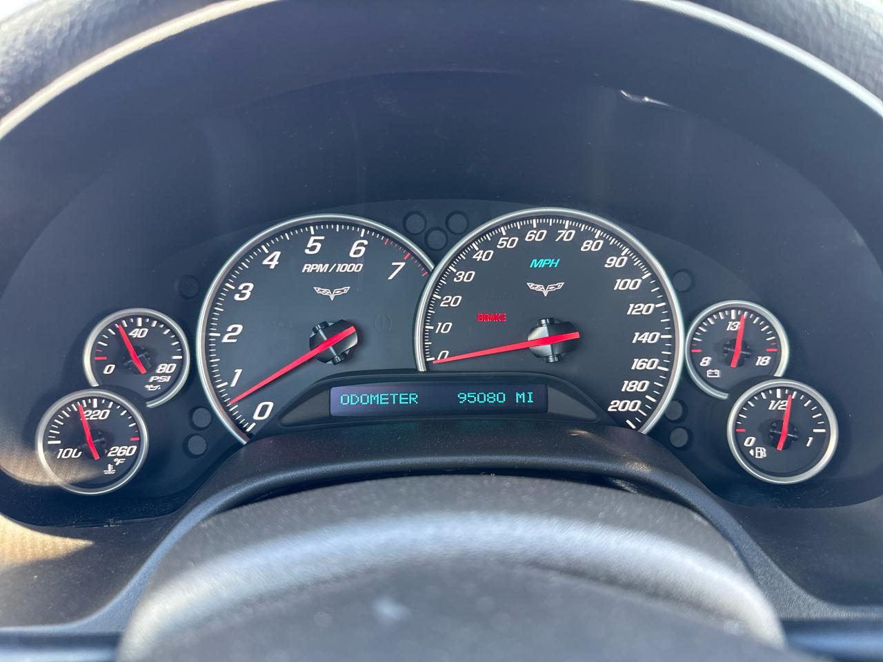 Chevrolet Corvette 2dr Coupe 2005