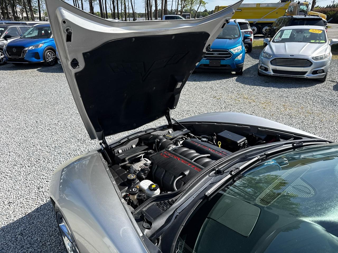 Chevrolet Corvette 2dr Coupe 2005