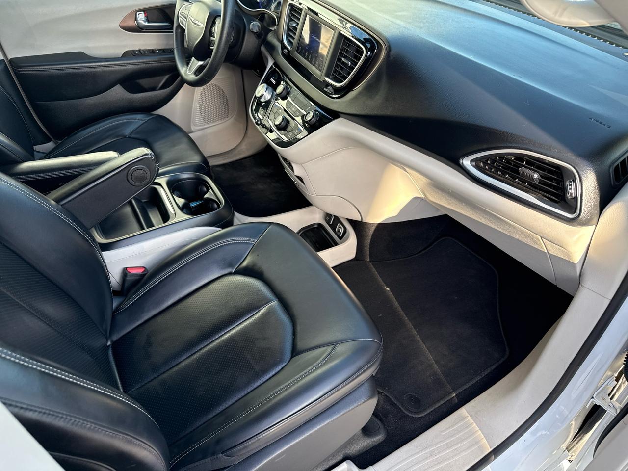 Chrysler Voyager LXI 2020