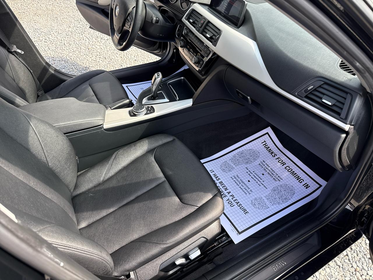 BMW 3-Series 320xi 4D Sedan 2016