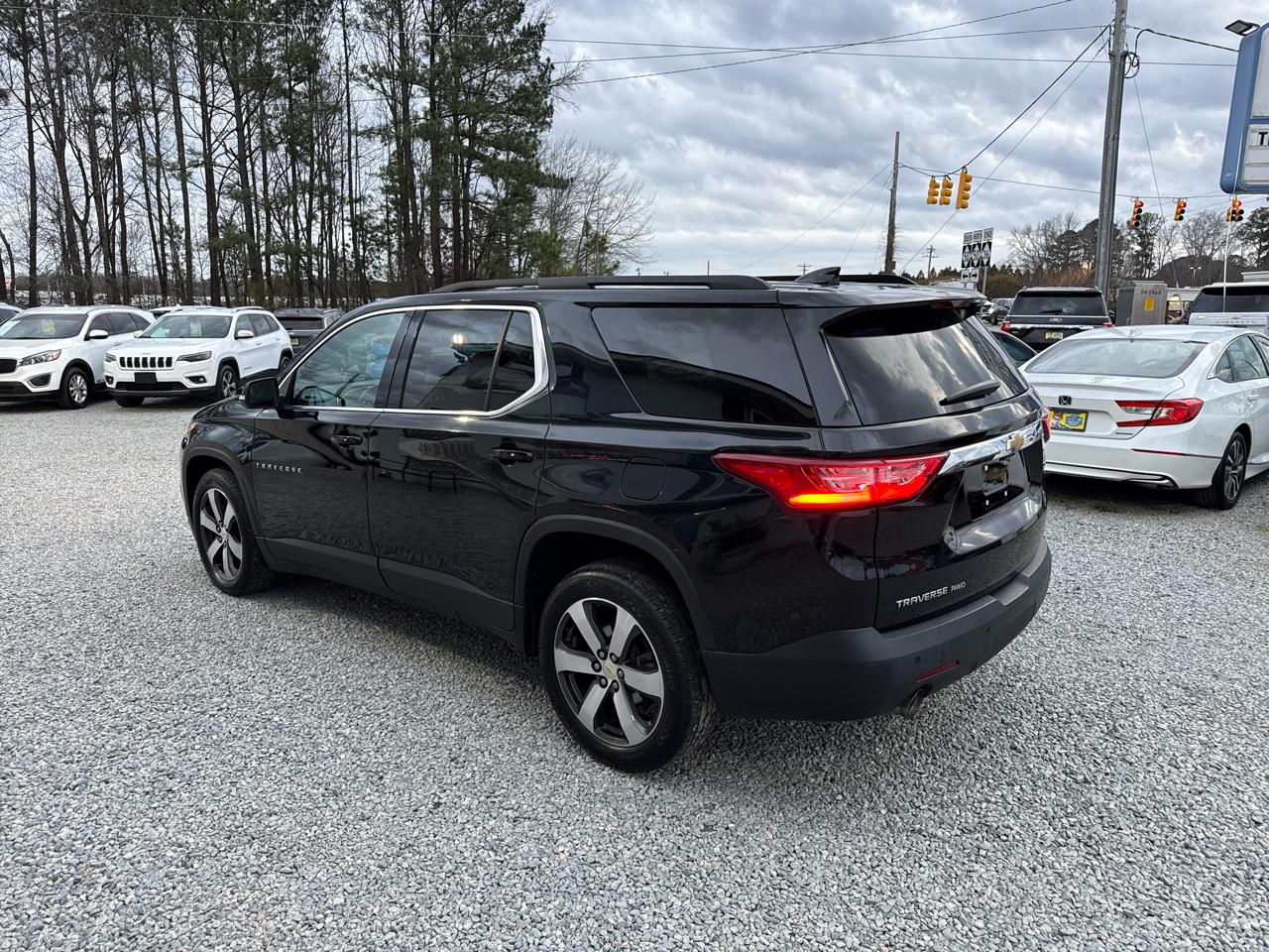 Chevrolet Traverse LT 4D SUV AWD 2021