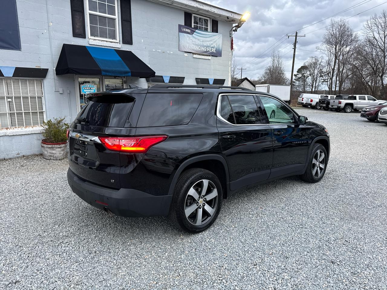 Chevrolet Traverse LT 4D SUV AWD 2021
