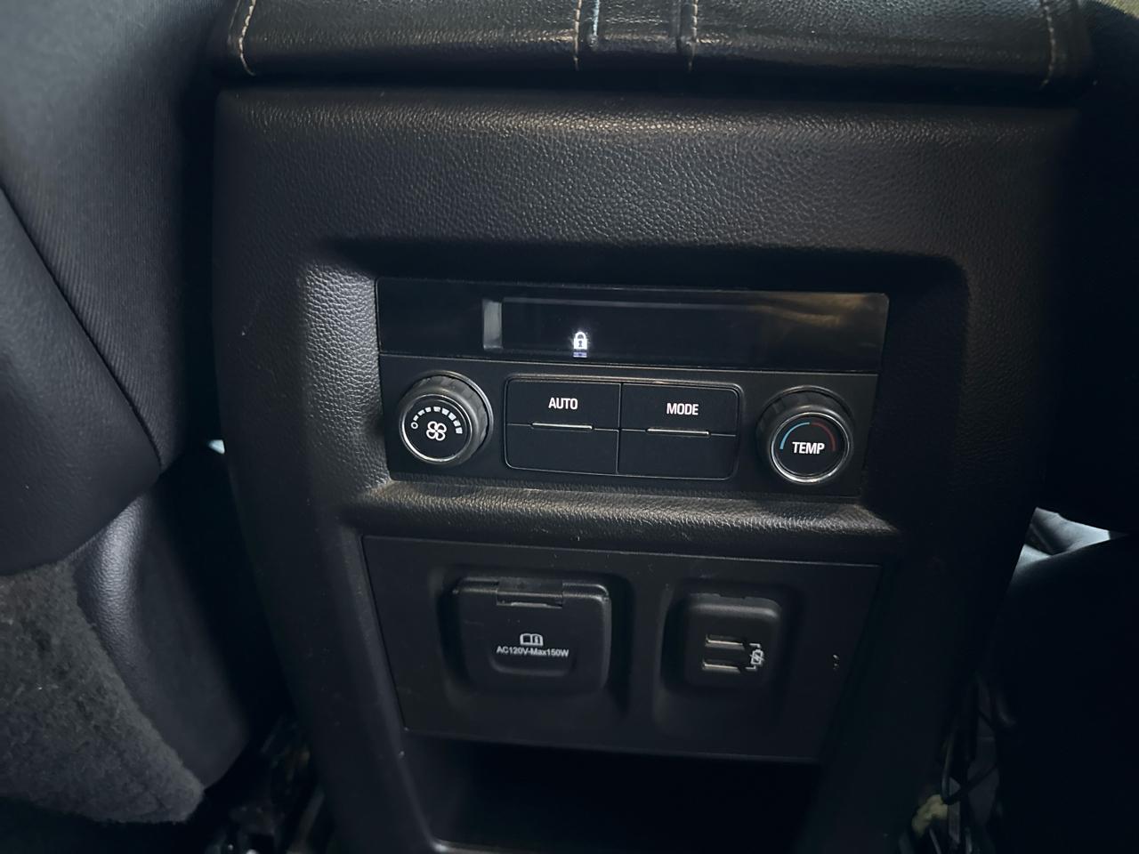 Chevrolet Traverse LT 4D SUV AWD 2021