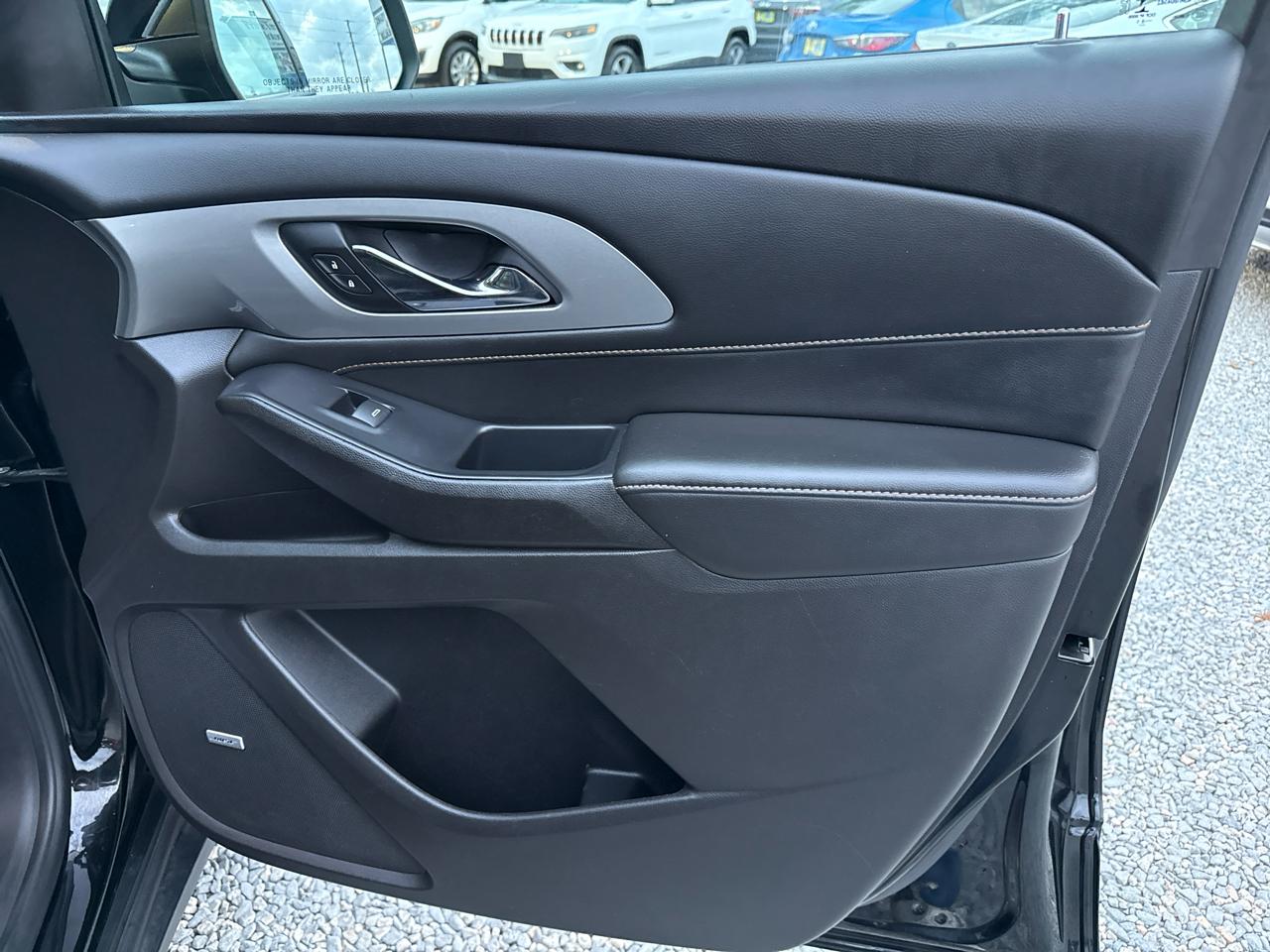 Chevrolet Traverse LT 4D SUV AWD 2021