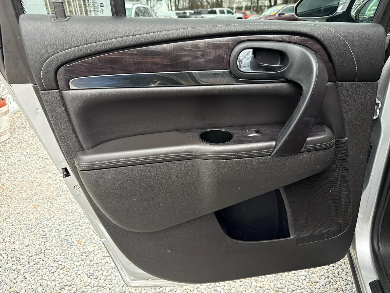 Buick Enclave Leather 4D SUV FWD 2017