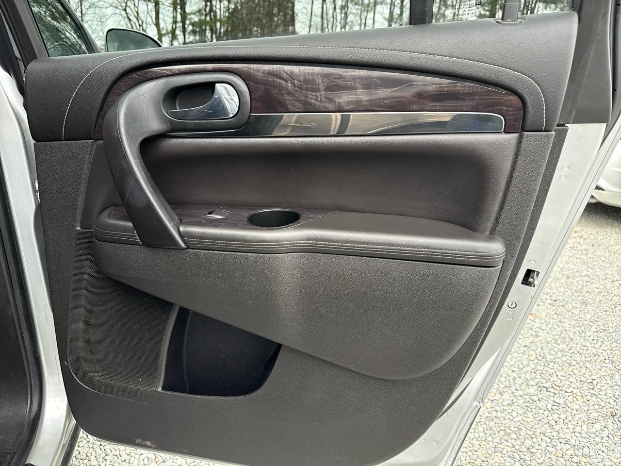 Buick Enclave Leather 4D SUV FWD 2017