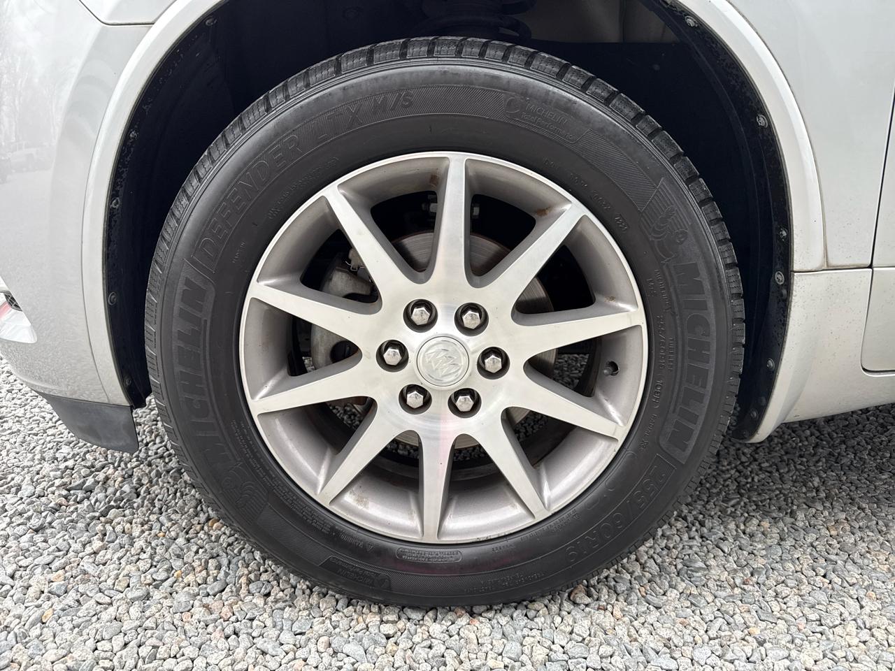 Buick Enclave Leather 4D SUV FWD 2017