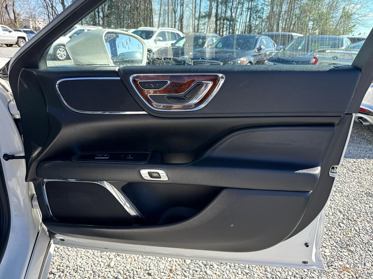 Lincoln Continental Select FWD 2017